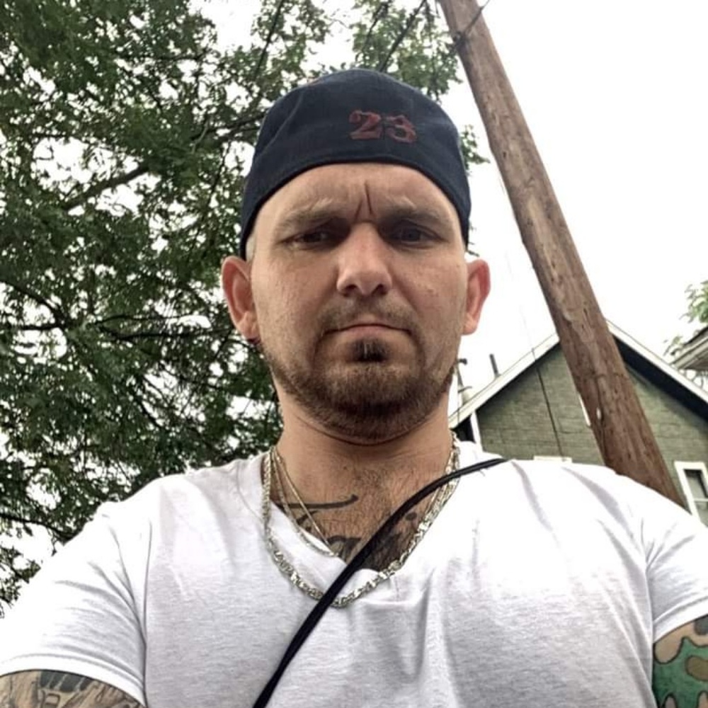 Meet your Posher, Wally